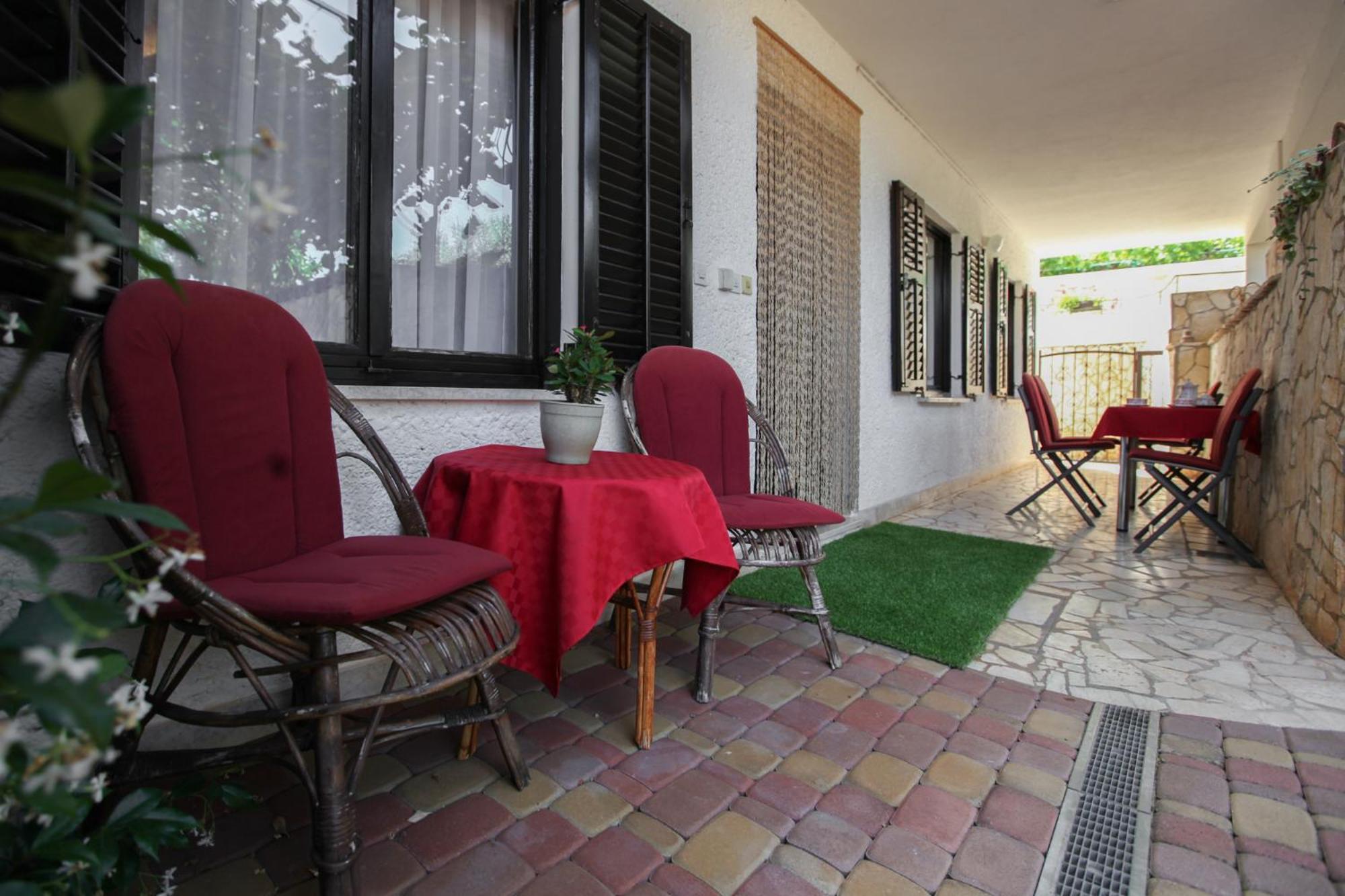 Apartmani Villa Otilija Porec Exterior photo